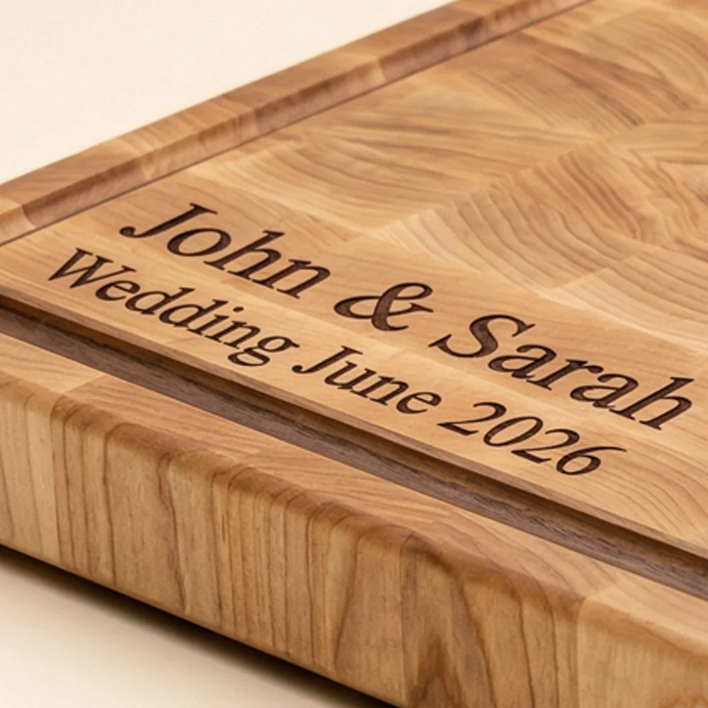 Personalised Cloumann end-grain maple chopping board with bespoke engraving &ndash; view 3
