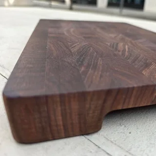 Cloumann end-grain American walnut chopping board with handles view 3